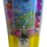 Automat von Voithofer mit Spielzeug